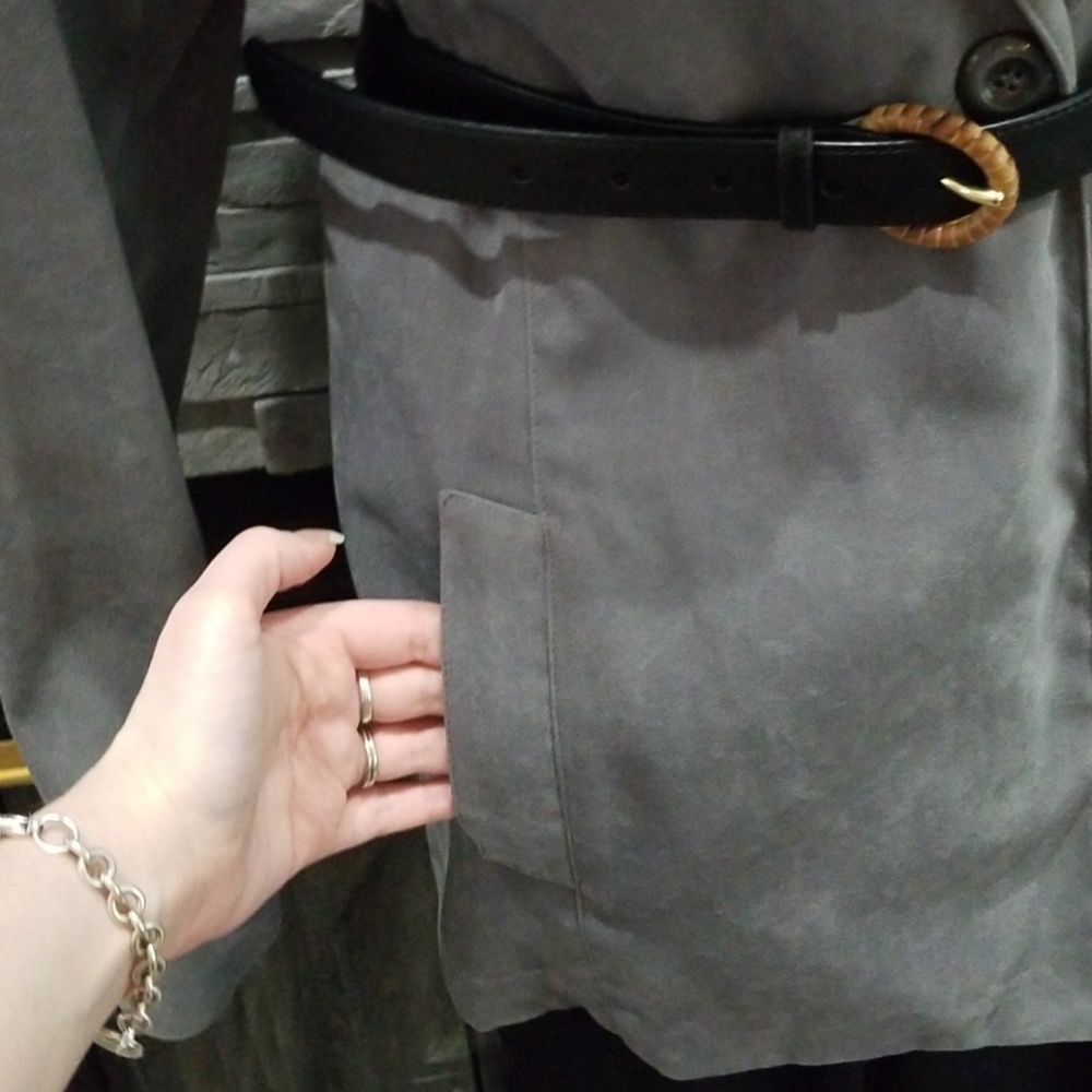 DONATED. Vintage microsuede blazer - Picture 2 of 8